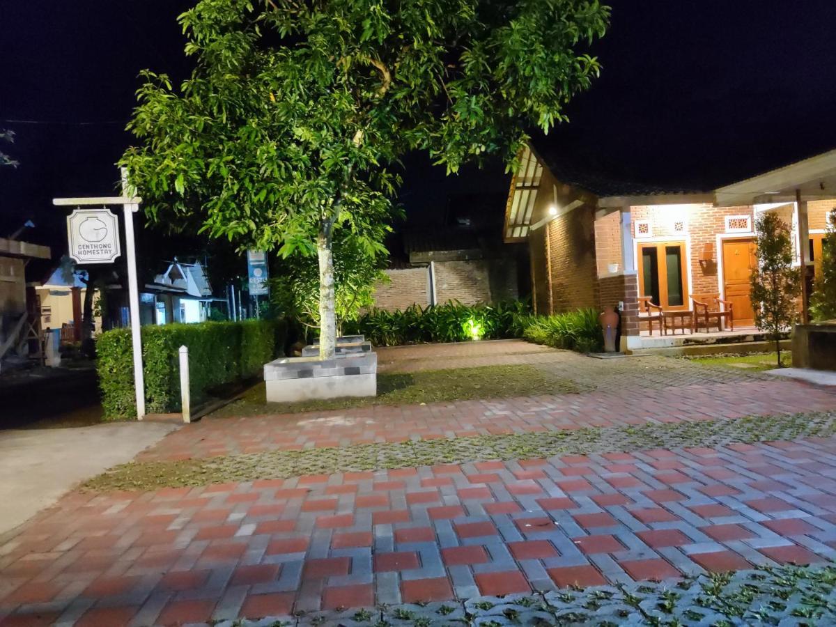 Genthong Homestay ماجلانج المظهر الخارجي الصورة