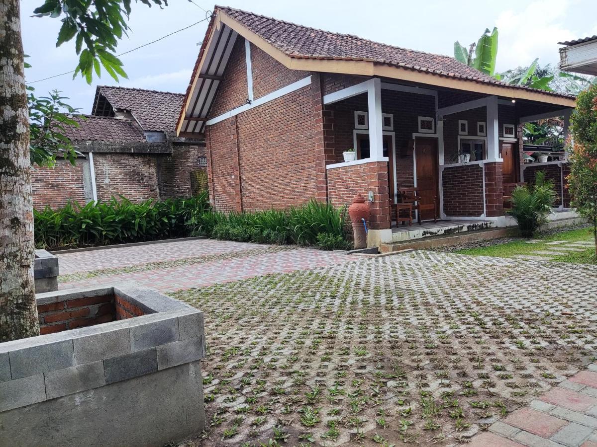 Genthong Homestay ماجلانج المظهر الخارجي الصورة
