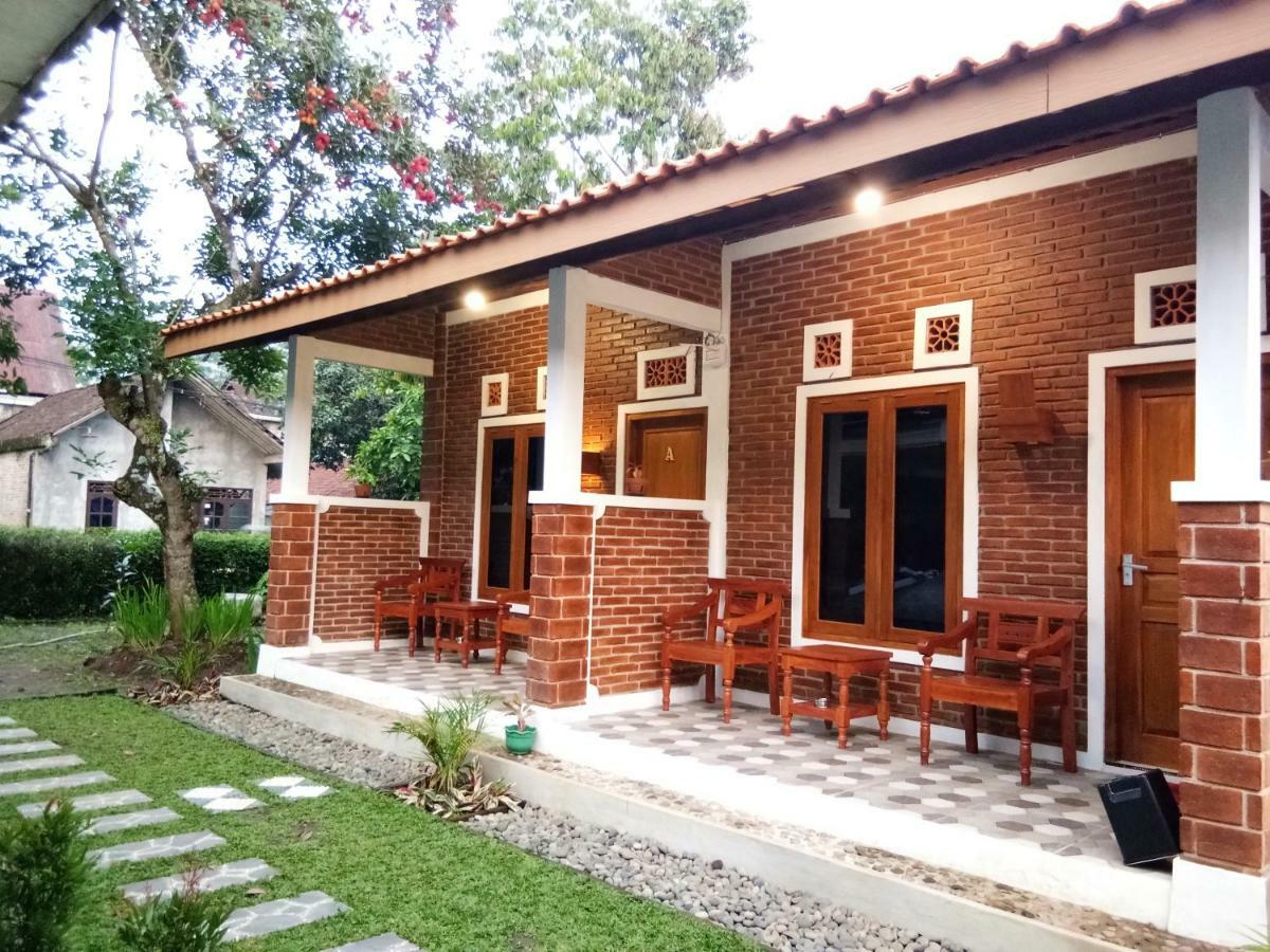 Genthong Homestay ماجلانج المظهر الخارجي الصورة